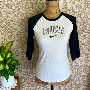 Women’s Nike 3/4 sleeve